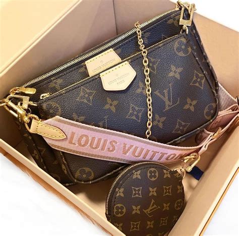 louis vuitton crossbody bag bees knees fake|louis vuitton leather bag.